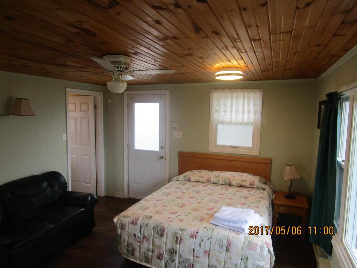 Sea'Scape Cottages Bayfield Exterior photo